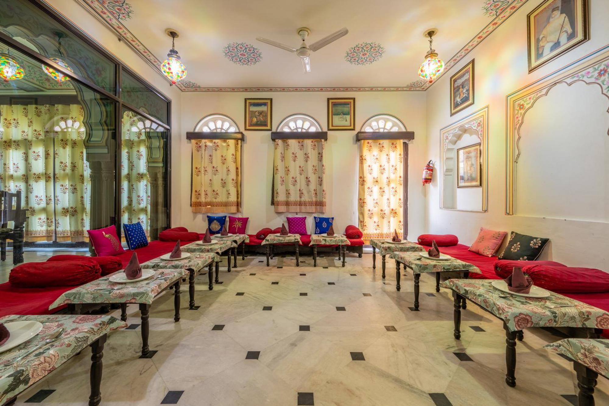 Dhulagarh Heritage Palace Hotel Near Jaipur Bānskhoh Buitenkant foto