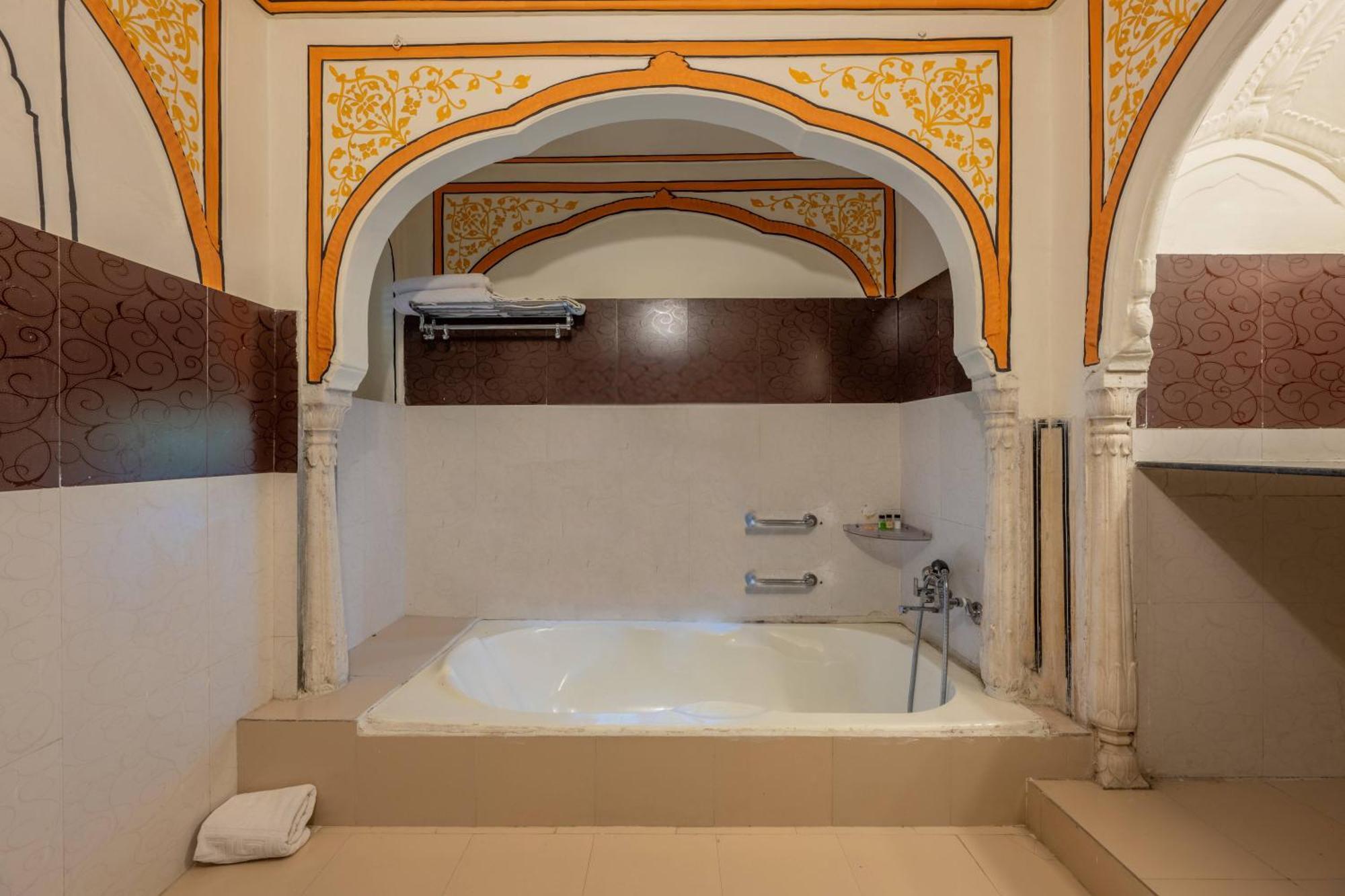 Dhulagarh Heritage Palace Hotel Near Jaipur Bānskhoh Buitenkant foto