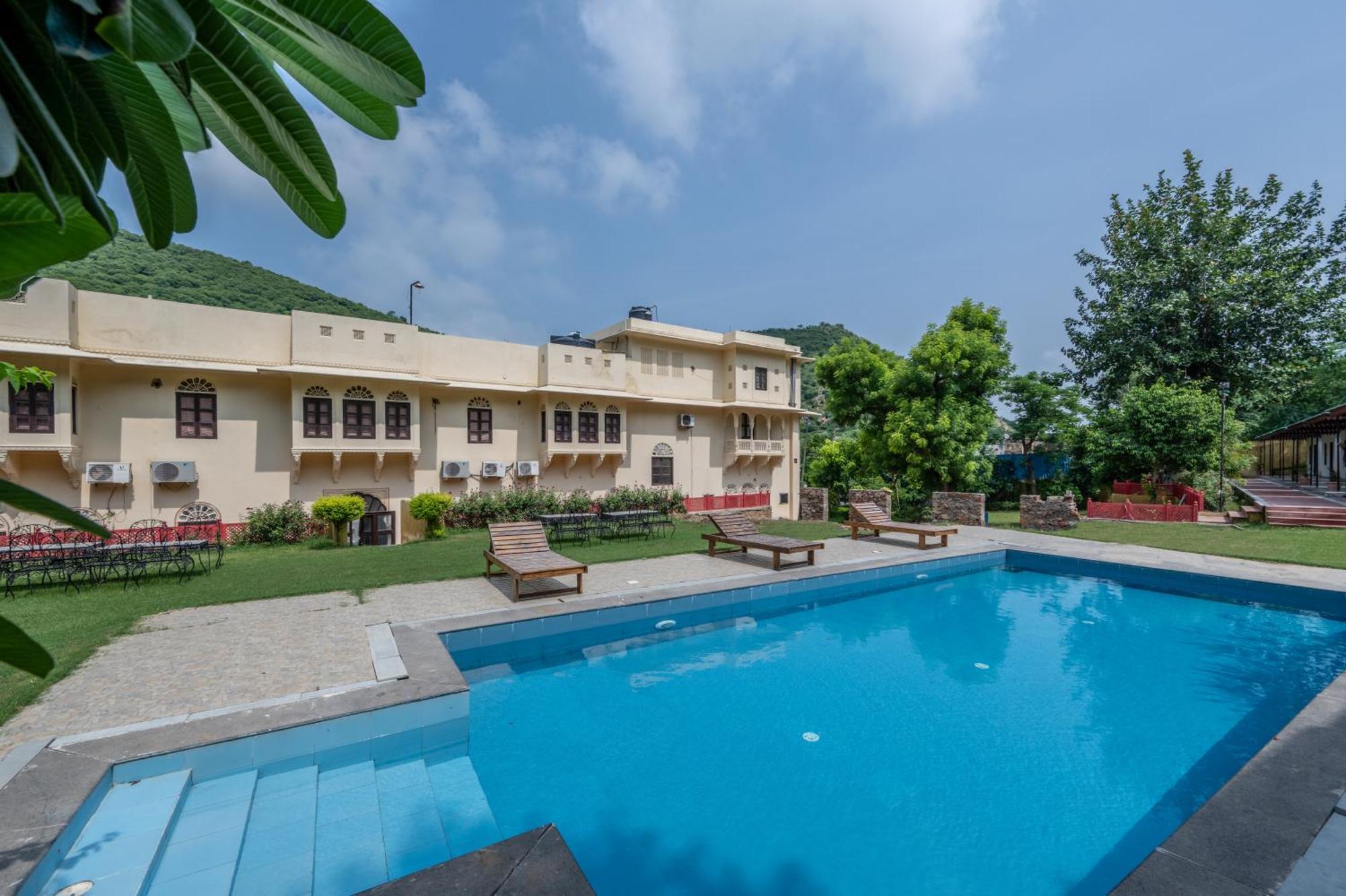 Dhulagarh Heritage Palace Hotel Near Jaipur Bānskhoh Buitenkant foto