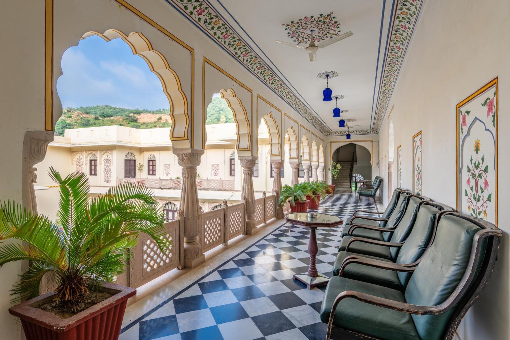 Dhulagarh Heritage Palace Hotel Near Jaipur Bānskhoh Buitenkant foto