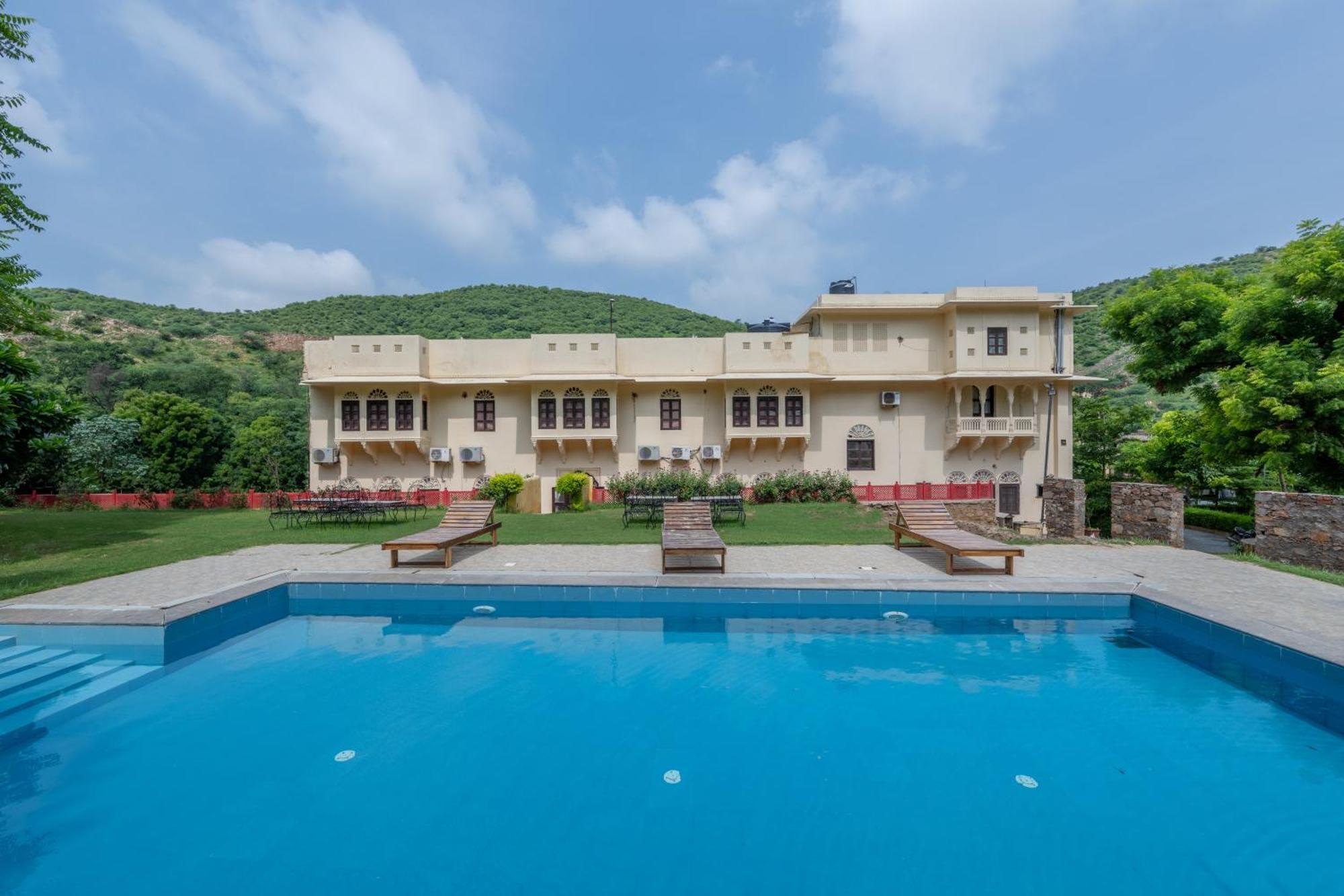 Dhulagarh Heritage Palace Hotel Near Jaipur Bānskhoh Buitenkant foto