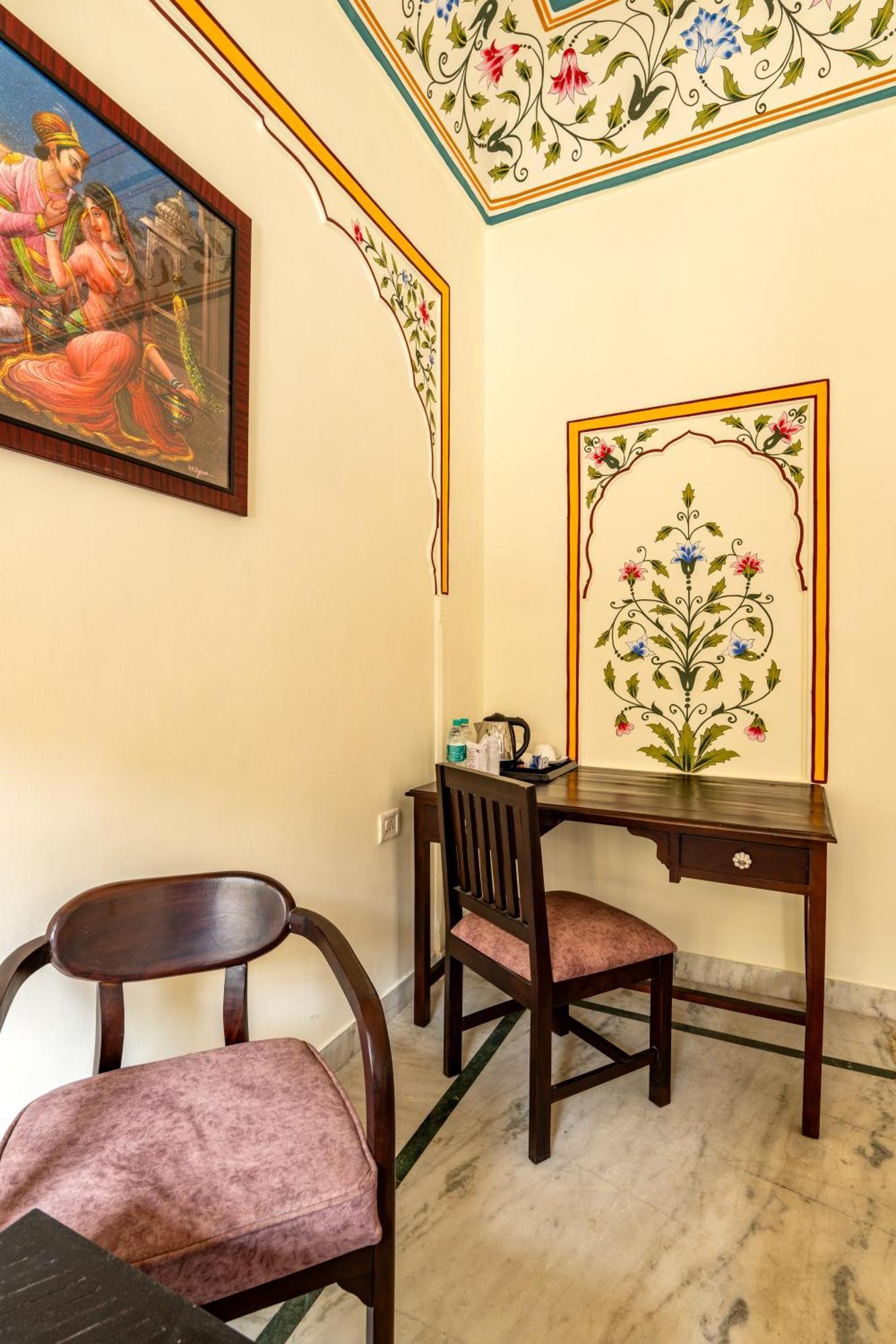 Dhulagarh Heritage Palace Hotel Near Jaipur Bānskhoh Buitenkant foto
