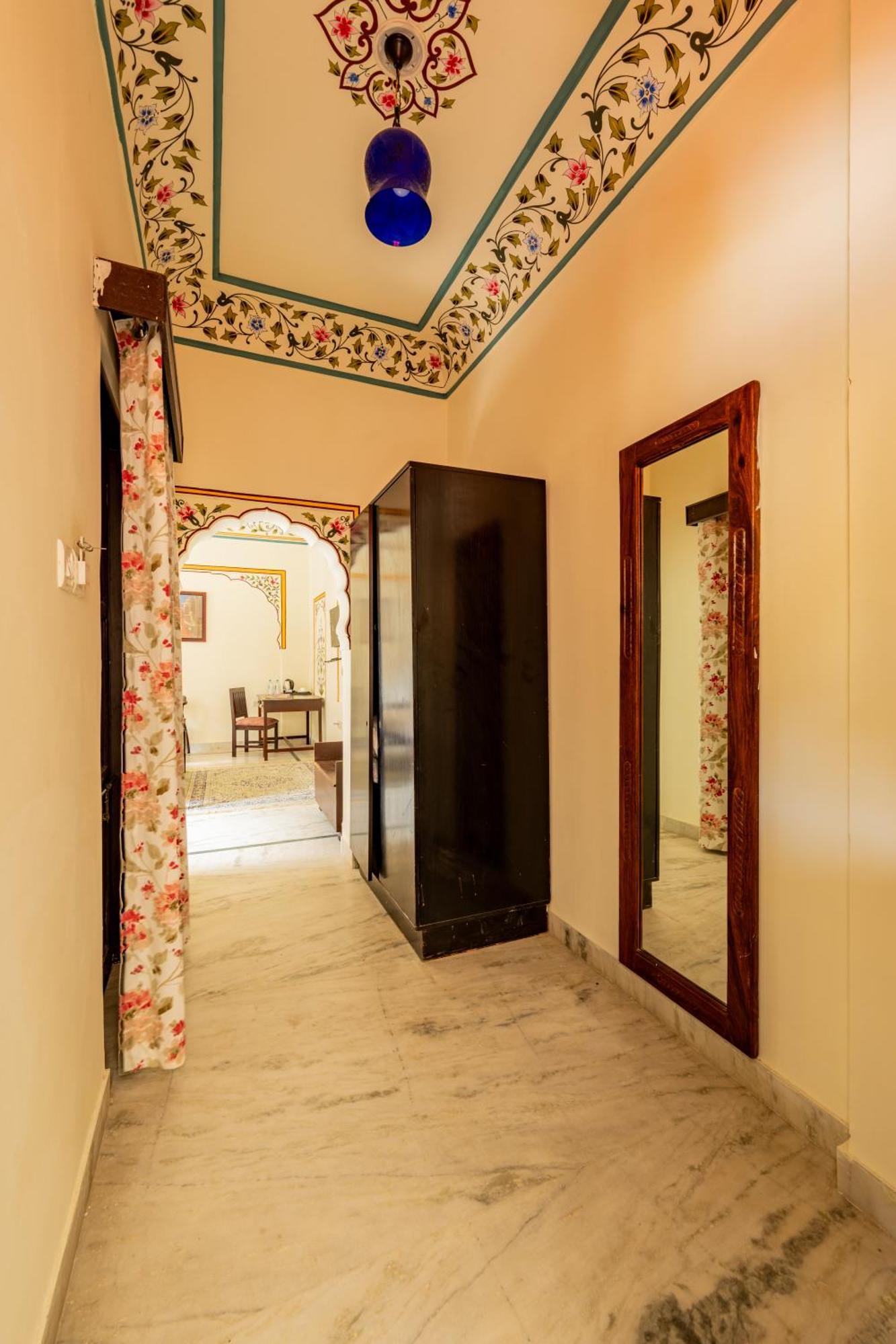 Dhulagarh Heritage Palace Hotel Near Jaipur Bānskhoh Buitenkant foto